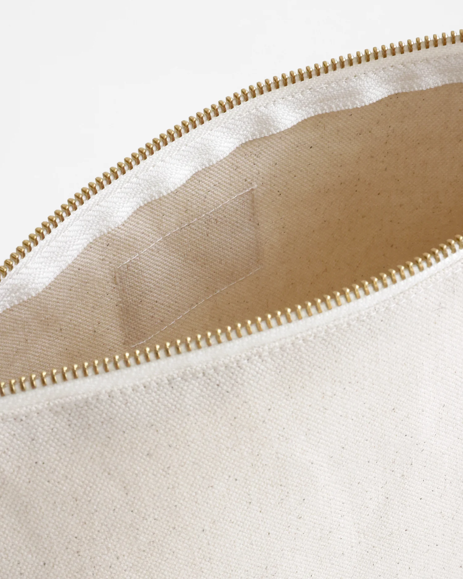 Natural Pouch - Image 4